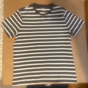 Old Navy Black & White Men’s Striped T-Shirt